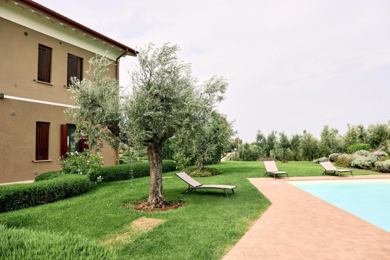 Il Casale Degli Ulivi - Agriturismo - Tenimenti Leone Lanuvio 外观 照片