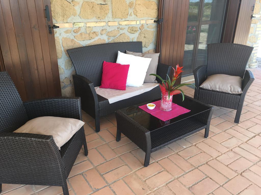 Il Casale Degli Ulivi - Agriturismo - Tenimenti Leone Lanuvio 外观 照片