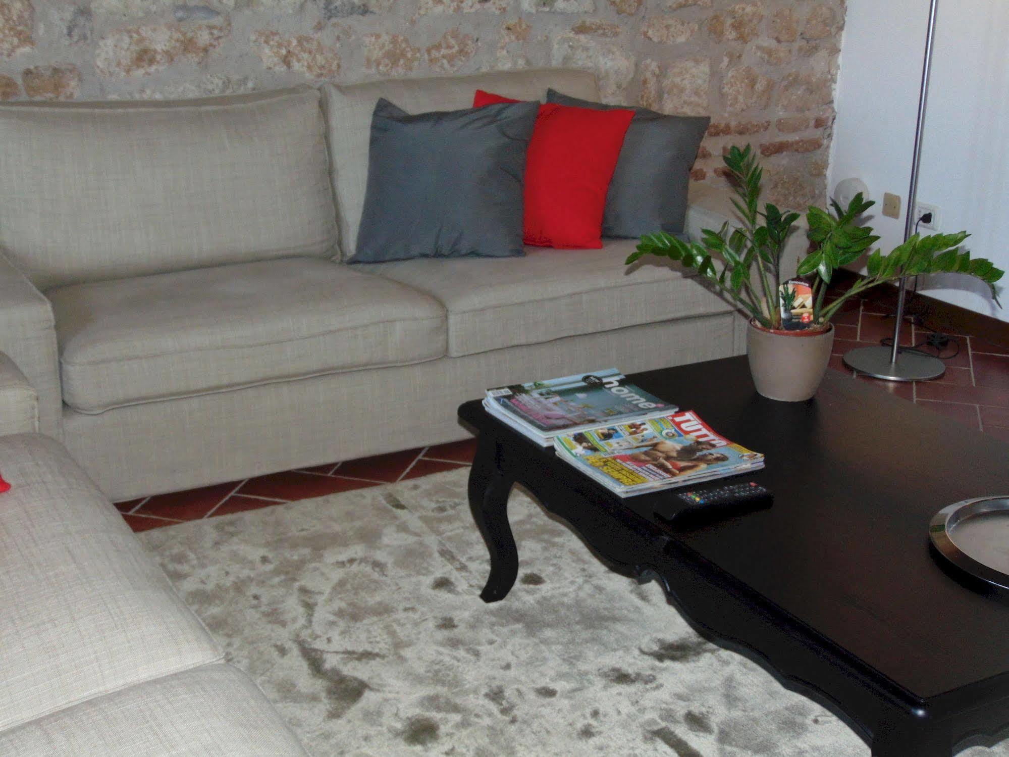 Il Casale Degli Ulivi - Agriturismo - Tenimenti Leone Lanuvio 外观 照片