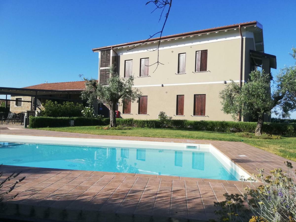 Il Casale Degli Ulivi - Agriturismo - Tenimenti Leone Lanuvio 外观 照片